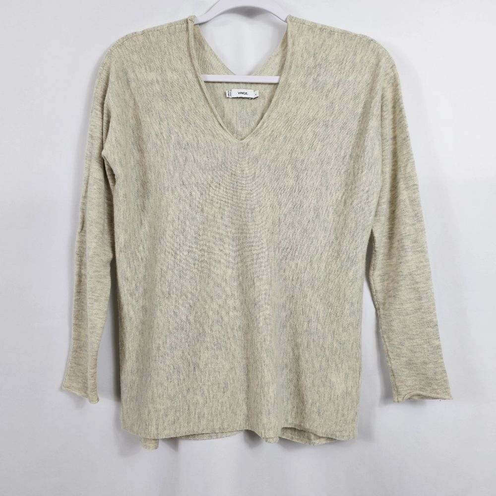 Vince Double V Wool Blend Sweater in Heathered Beige Size Small